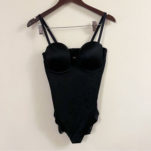 SPANX Shape Suit Your Fancy Strapless Cupped Brief Bodysuit Size Large Black - Picture 3 of 13